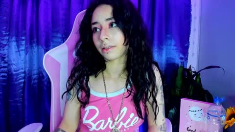 Snapshot of hanna_azumi_ chatting on 4, 1, 2025 hanna online show from 4, 1, 2025