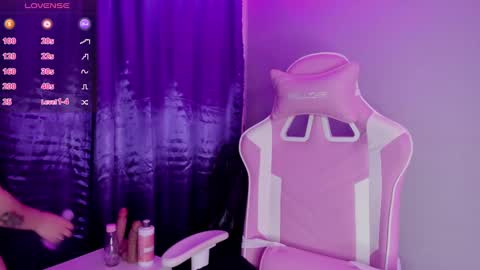 Snapshot of hanna_azumi_ chatting on 23, 1, 2025 hanna online show from 23, 1, 2025