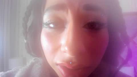 Snapshot of hanna_azumi_ chatting on 8, 3, 2025 hanna online show from 8, 3, 2025
