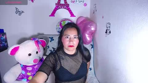 Snapshot of hanna_girl21 chatting on 14, 2, 2025 HANNA online show from 14, 2, 2025
