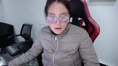 Snapshot of hanna_hot77 chatting on 18, 3, 2026 mara online show from 18, 3, 2026