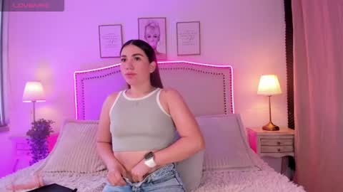 Snapshot of hanna_klover chatting on 17, 6, 2026 Hanna Klover online show from 17, 6, 2026