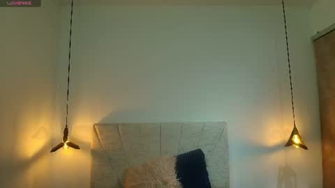 Snapshot of hanna_lee__ chatting on 10, 7, 2026 H A N N A online show from 10, 7, 2026