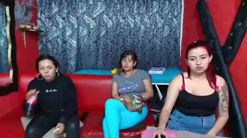 Snapshot of hanna_mature01 chatting on 27, 2, 2025 Hanna online show from 27, 2, 2025