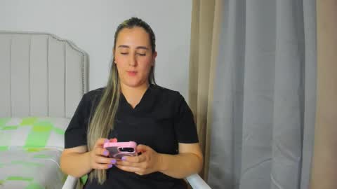 Hanna online show from 28, 4, 2026