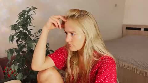 Snapshot of hannah_levis_ chatting on 26, 9, 2025 hannah levis online show from 26, 9, 2025