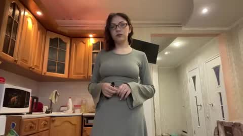 Snapshot of hannahsperberg chatting on 13, 6, 2026 Alla online show from 13, 6, 2026
