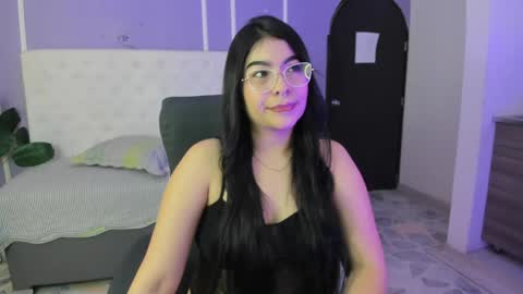 Snapshot of hannalee333 chatting on 2, 6, 2026 Hanna online show from 2, 6, 2026