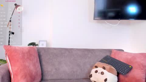 Hanna Os online show from 6, 1, 2025