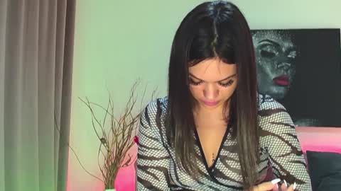 Snapshot of hanneanne chatting on 12, 12, 2024 HerrA online show from 12, 12, 2024