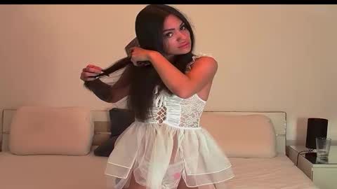 Snapshot of hanneanne chatting on 8, 10, 2025 HerrA online show from 8, 10, 2025