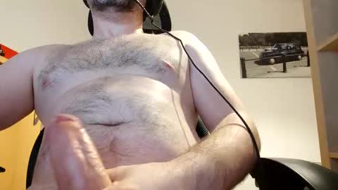 Snapshot of hannisch chatting on 3, 1, 2025 hannisch online show from 3, 1, 2025