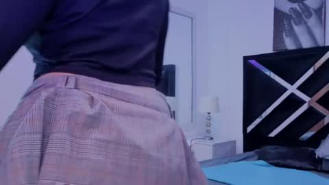hannita_01 online show from 6, 6, 2026