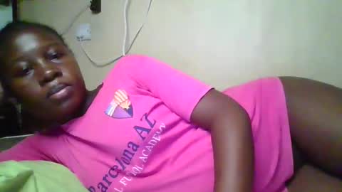 Snapshot of happy_dimple chatting on 26, 10, 2025 happy_dimple online show from 26, 10, 2025