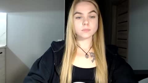 Snapshot of happy_fox_ chatting on 12, 12, 2024 happy_fox_ online show from 12, 12, 2024