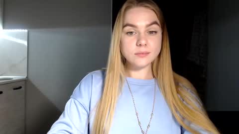 Snapshot of happy_fox_ chatting on 12, 3, 2025 happy_fox_ online show from 12, 3, 2025