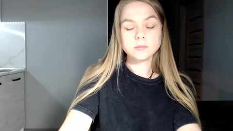 Snapshot of happy_fox_ chatting on 10, 2, 2026 happy_fox_ online show from 10, 2, 2026