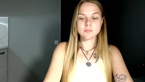 Snapshot of happy_fox_ chatting on 30, 6, 2026 happy_fox_ online show from 30, 6, 2026