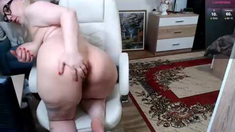 Snapshot of hardanaldp chatting on 14, 6, 2026 Elly online show from 14, 6, 2026