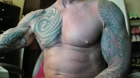 Snapshot of hardbody205a chatting on 1, 10, 2025 hardbody205a online show from 1, 10, 2025