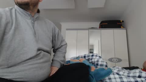 Instagrambrosmasters342          online show from 19, 2, 2025