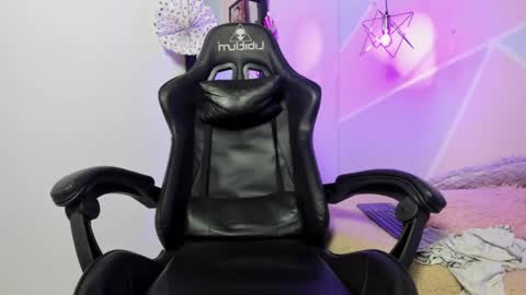 Snapshot of haresandpame_mds chatting on 17, 1, 2025 Hares online show from 17, 1, 2025