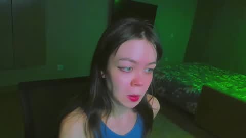 Snapshot of haribo_asmr chatting on 18, 12, 2024 Miss Hari online show from 18, 12, 2024