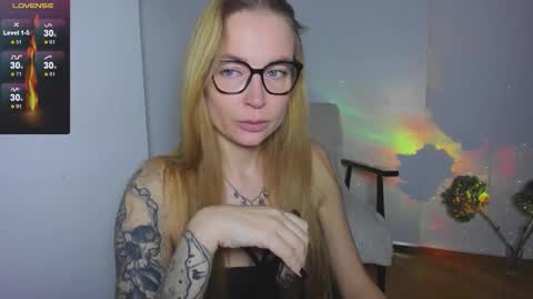 Tasya online show from 13, 11, 2025