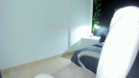 harleyqueen_robbie online show from 22, 2, 2025