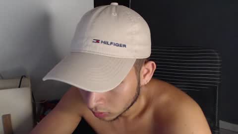Snapshot of harold_18_ chatting on 18, 4, 2026 harold_18_ online show from 18, 4, 2026