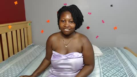 Snapshot of harriegrovin chatting on 11, 3, 2025 Grovin online show from 11, 3, 2025