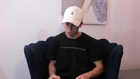 Snapshot of harry_klein chatting on 12, 10, 2025 H K online show from 12, 10, 2025