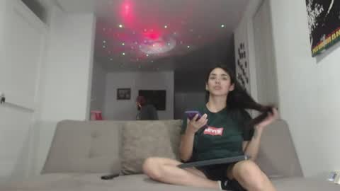 Snapshot of harrycum4you chatting on 7, 7, 2026 hannaandharri online show from 7, 7, 2026