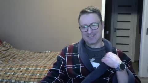 Snapshot of harrysnake chatting on 20, 12, 2024 HarrySnake online show from 20, 12, 2024