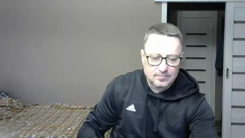 Snapshot of harrysnake chatting on 1, 2, 2025 HarrySnake online show from 1, 2, 2025