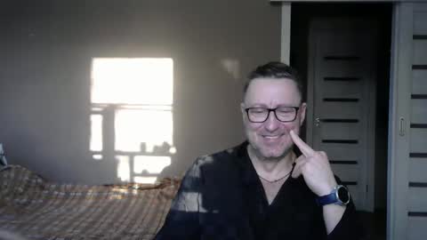 Snapshot of harrysnake chatting on 4, 2, 2025 HarrySnake online show from 4, 2, 2025