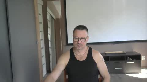 Snapshot of harrysnake chatting on 14, 9, 2025 HarrySnake online show from 14, 9, 2025