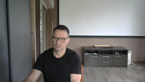 Snapshot of harrysnake chatting on 2, 10, 2025 HarrySnake online show from 2, 10, 2025