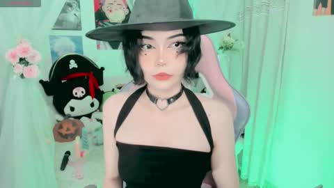 Snapshot of haru_lee chatting on 7, 10, 2025 Haru online show from 7, 10, 2025