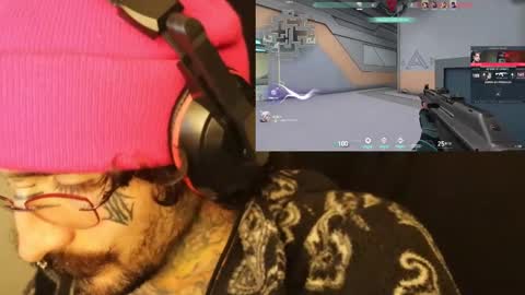 Snapshot of hatsumotokyoto chatting on 2, 2, 2025 More content 2 online show from 2, 2, 2025