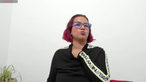 hazel online show from 1, 4, 2026