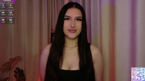 hazelhayess online show from 16, 4, 2026