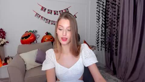 heartedlove_1 online show from 20, 10, 2025