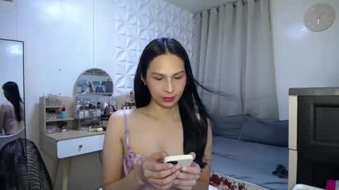 heather_bbyy online show from 13, 4, 2026