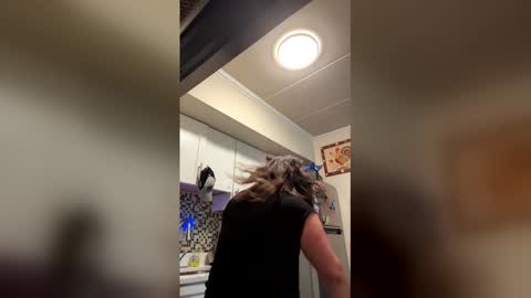 Snapshot of heatskii chatting on 17, 3, 2026 heatskii online show from 17, 3, 2026