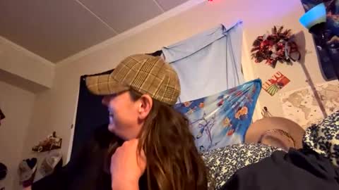 Snapshot of heatskii chatting on 28, 3, 2026 heatskii online show from 28, 3, 2026