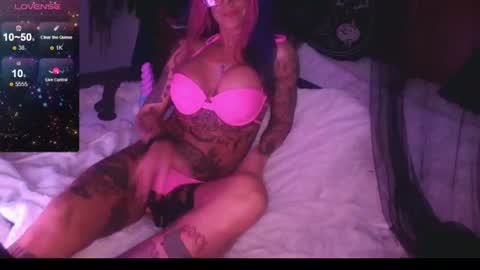 Snapshot of heavenleeleigh chatting on 27, 7, 2026 heavenleeleigh online show from 27, 7, 2026