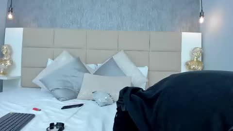 Keira Hecate online show from 10, 3, 2026