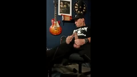 hecatoncheires187420 online show from 5, 2, 2026