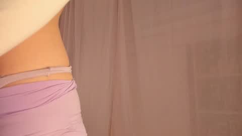 Snapshot of hee_jeen chatting on 9, 1, 2025 Jeen online show from 9, 1, 2025